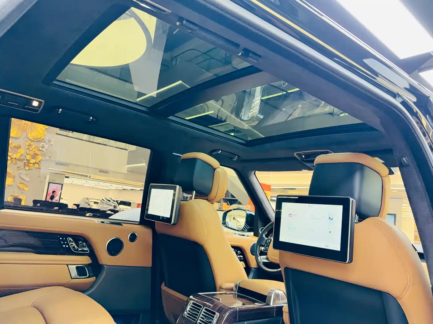 LAND ROVER RANGE ROVER