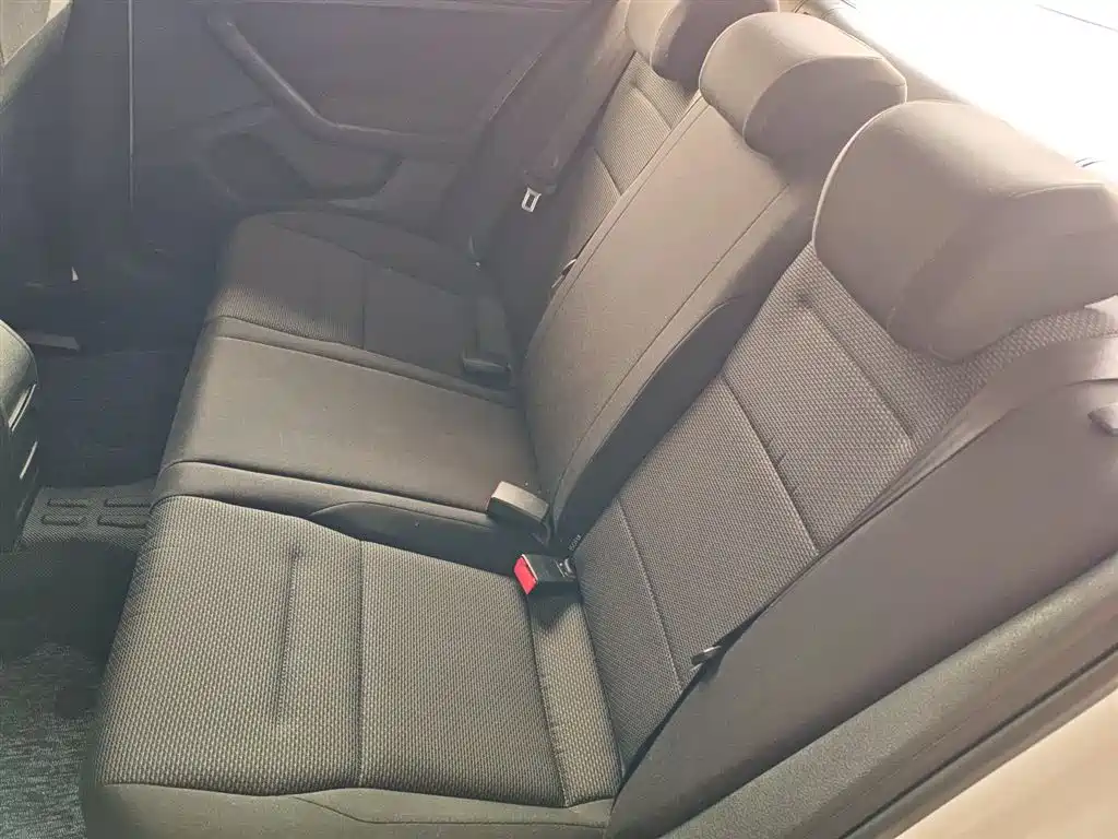 Volkswagen Bora 2016 Model 1.6L Automatic Fashion фото 13