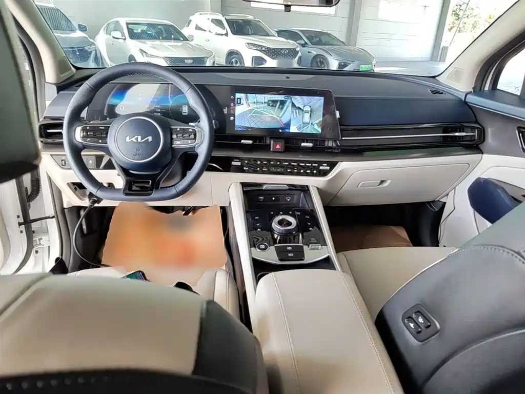 Kia Sportage 2023 2.0L HEV 2WD Flagship Edition фото 10