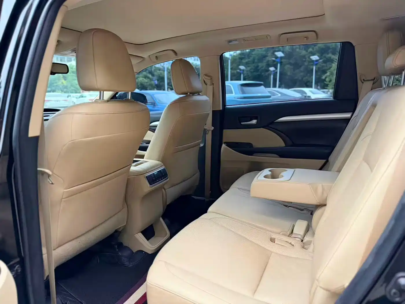 Toyota Highlander 2017 2.0T 4WD Premium 7-Seater фото 8
