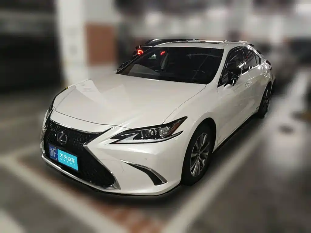 Lexus ES 2020 Model 300h Excellence Edition