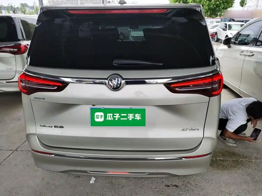 صورة 6 - Buick GL8