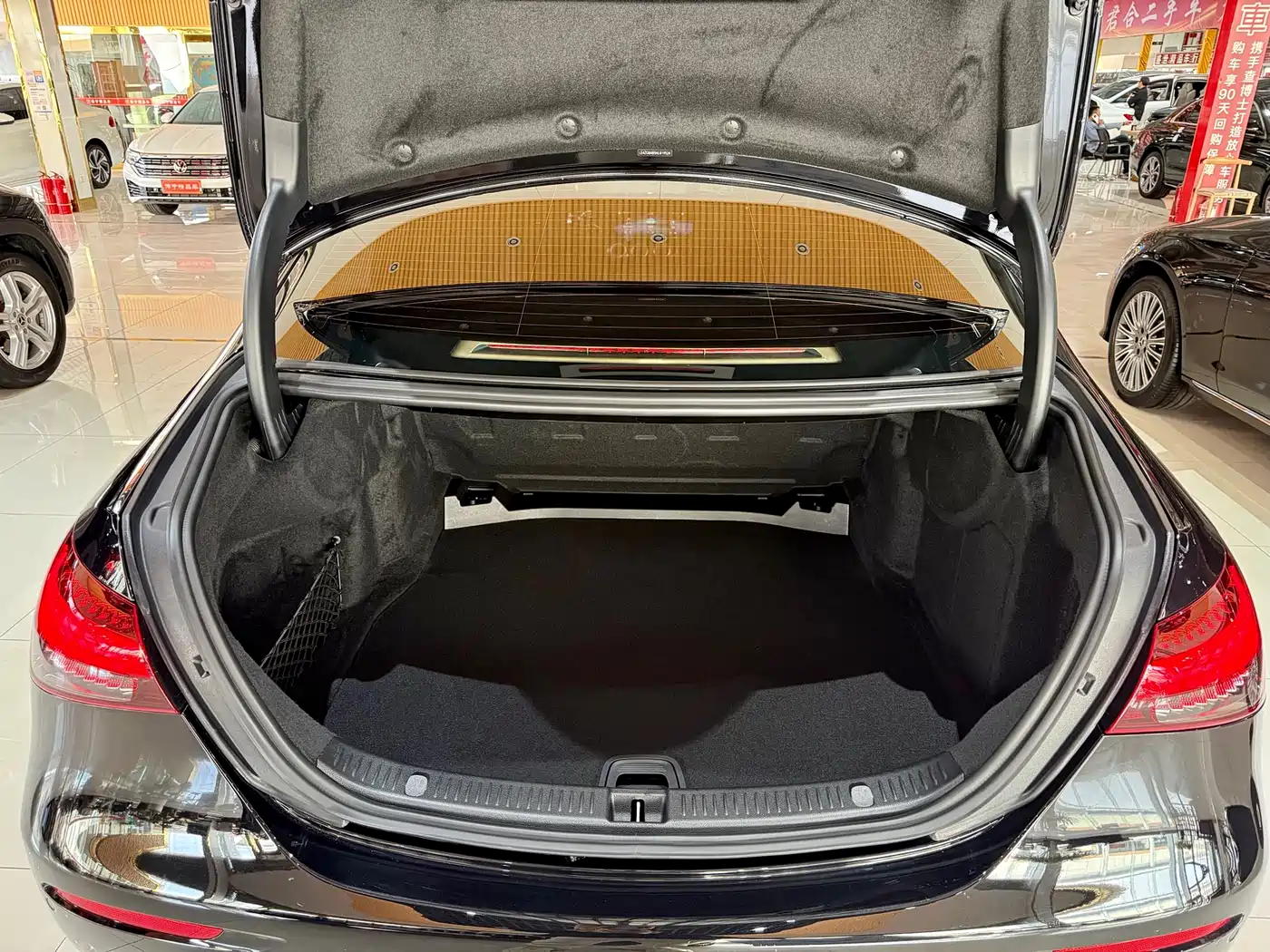Mercedes-Benz E-Class 2022 Facelift E 260 L фото 8