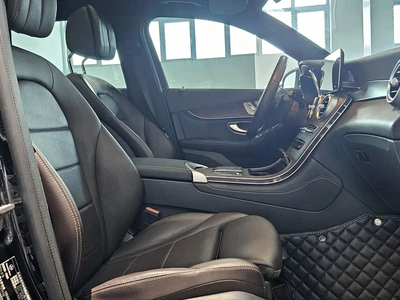 Mercedes-Benz GLC, миниатюра 10