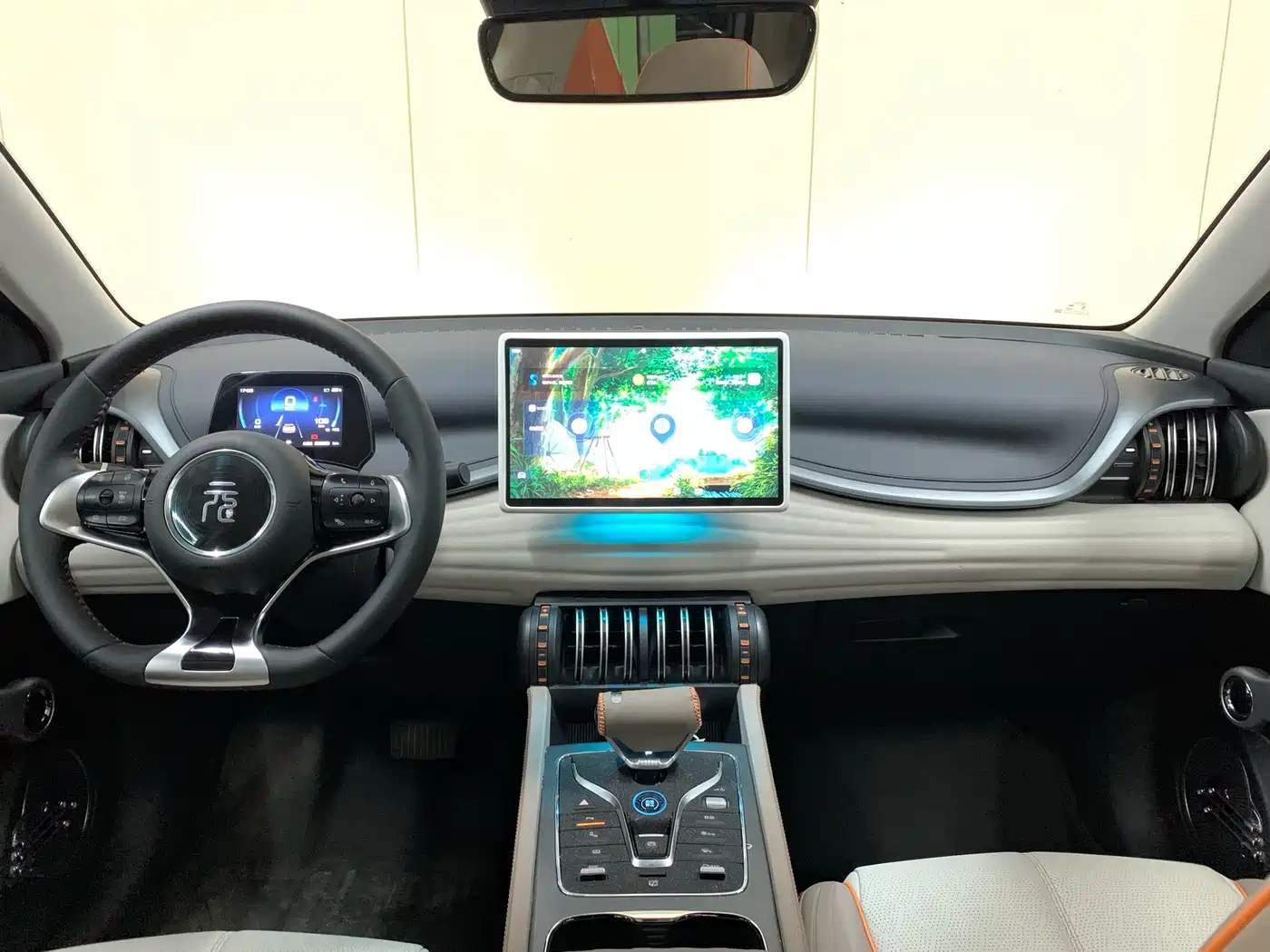 BYD Yuan PLUS 2024 Glory Edition 510KM Advanced фото 13