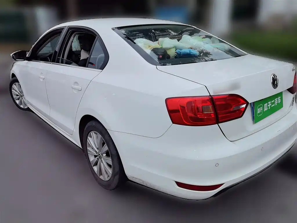 Volkswagen Sagitar 2014 Facelift 1.4TSI Manual Luxury фото 4