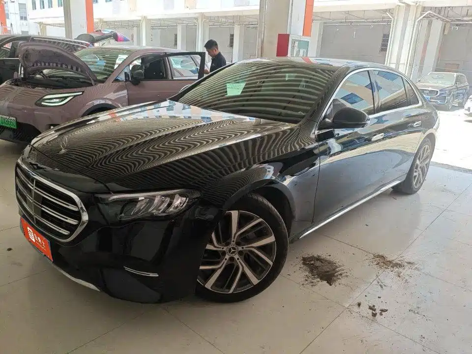 Mercedes-Benz E-Class 2024 E 300 L Fashion