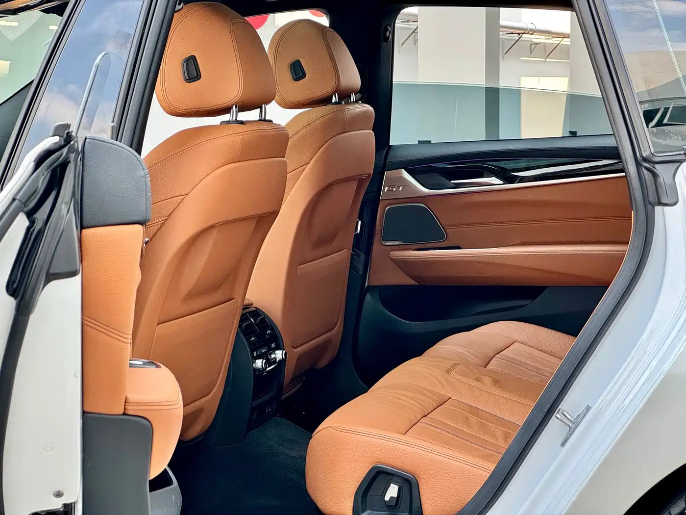BMW 6 Series GT 2021 630i M Sport Package фото 8