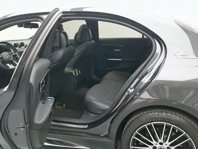 Mercedes-Benz C-Class 2024 C 200 L Sport Edition фото 6