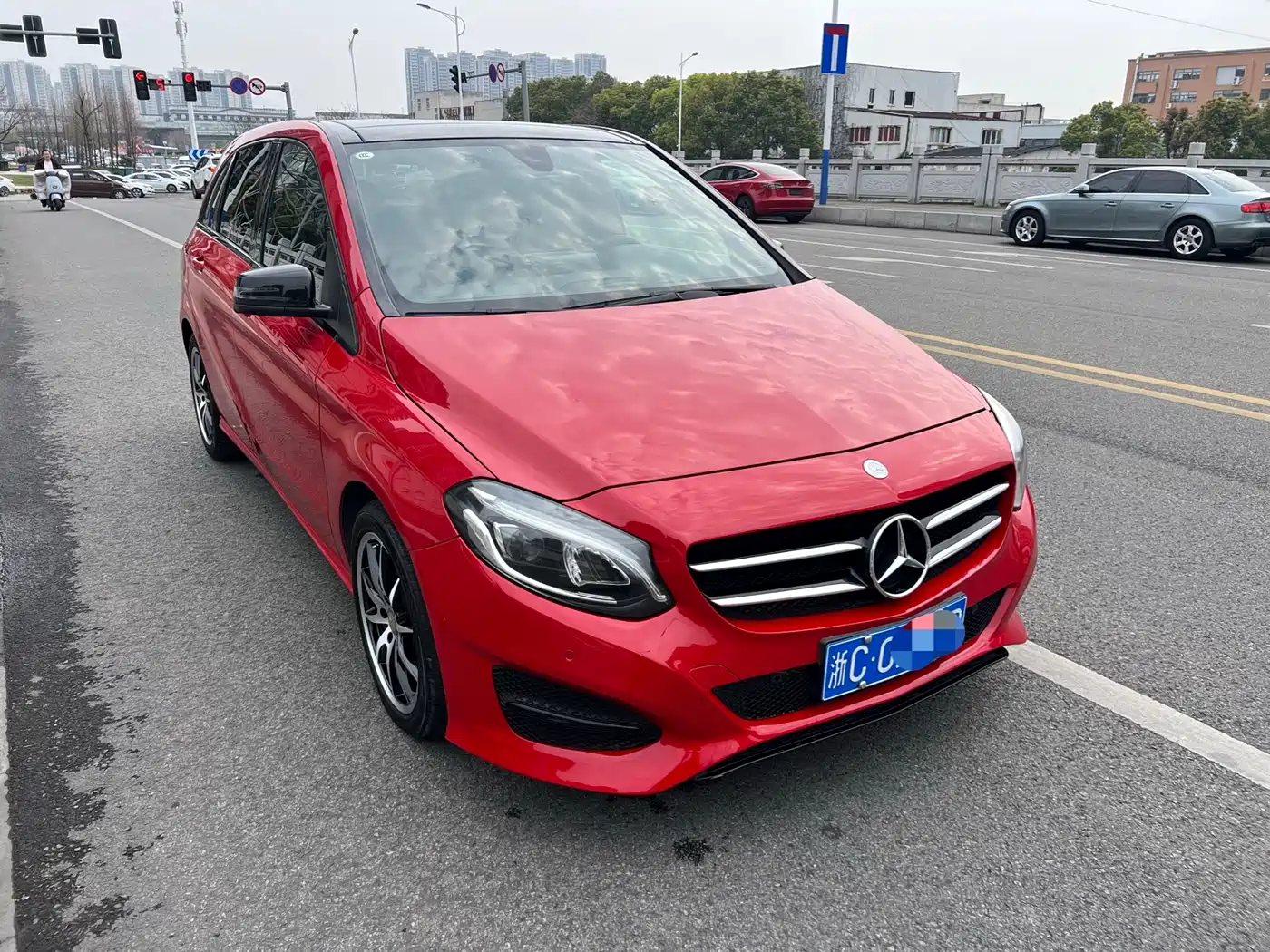 Mercedes-Benz B-Class 2015 B 200 Dynamic фото 2