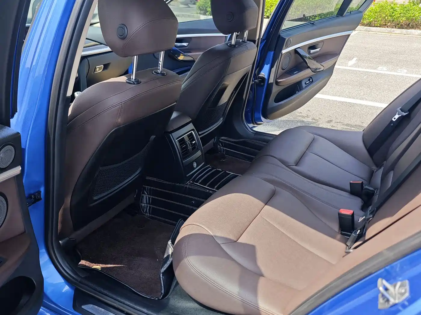 BMW 3 Series 2019 320Li M Sport Black Night Edition фото 6
