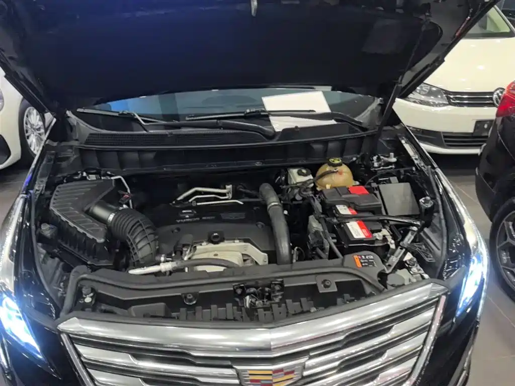 Cadillac XT5 2016 25T Luxury Model фото 20