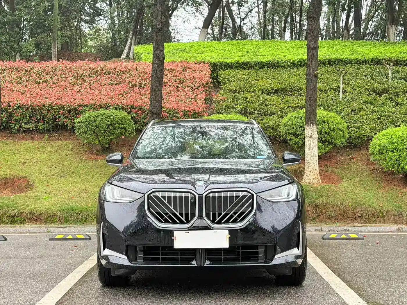 BMW X3 2025 xDrive30L Premium Model M Sport Black Package фото 2