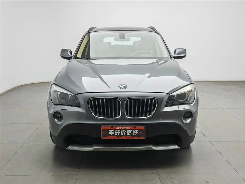 BMW X1 (Import) 2010 xDrive28i фото 3
