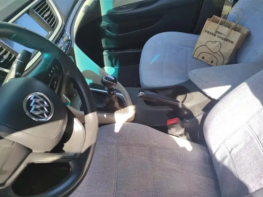 Buick Excelle 2017 15N Manual Progressive фото 16