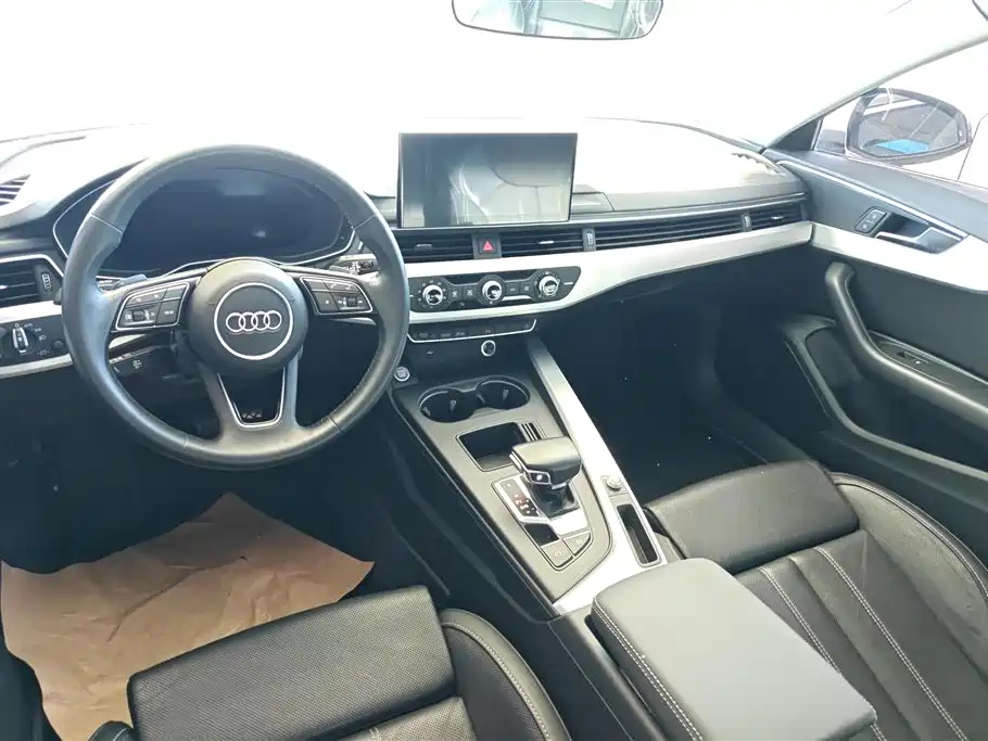 Audi A4L 2020 40 TFSI Fashion Dynamic Edition фото 12
