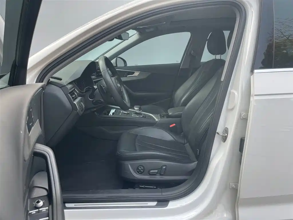 Audi A4L 2019 40 TFSI Progressive (China VI) фото 15