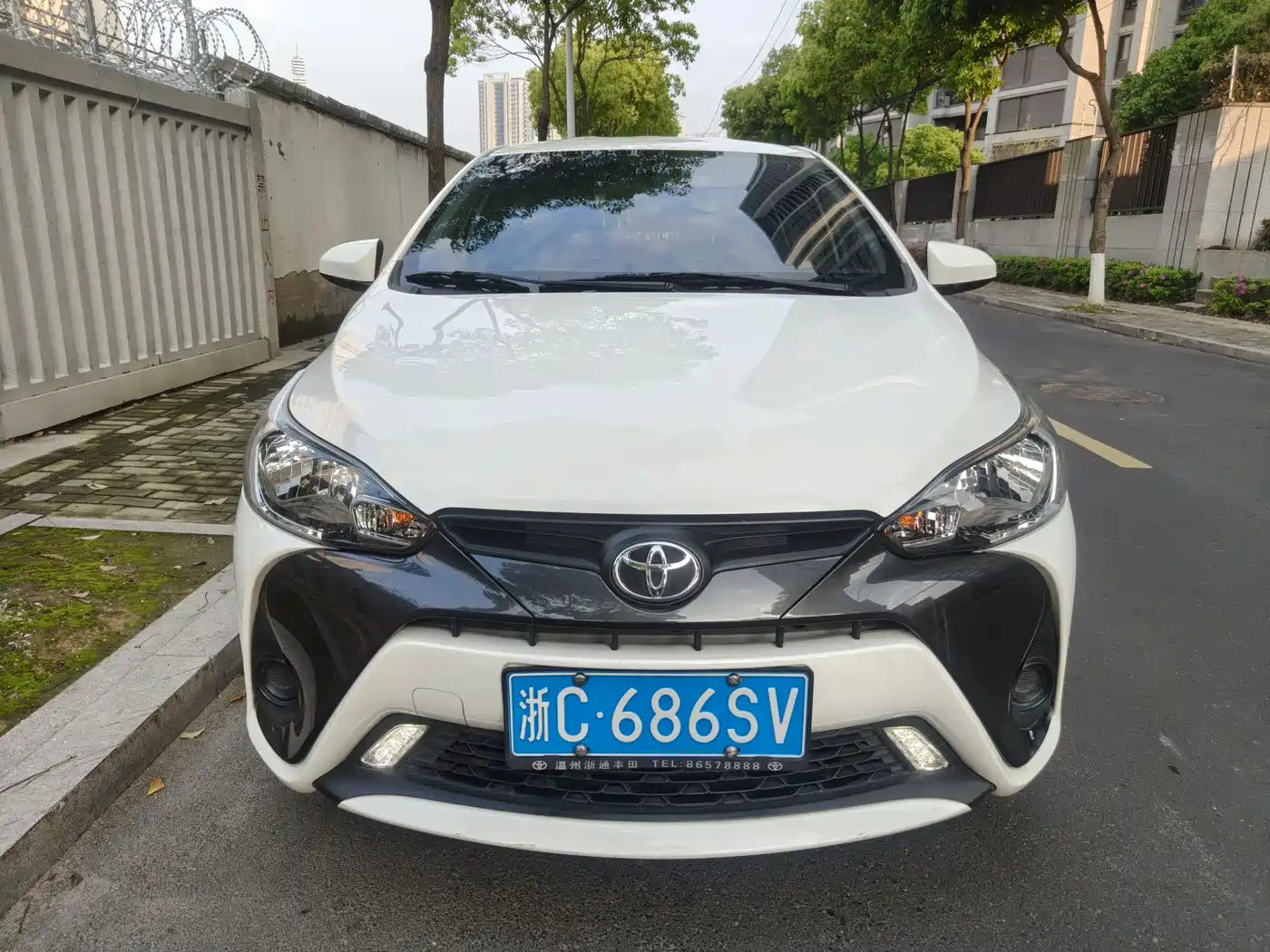 Toyota YARiS L Zhi Xuan 2019 1.5E CVT MeiDong Edition China VI фото 2