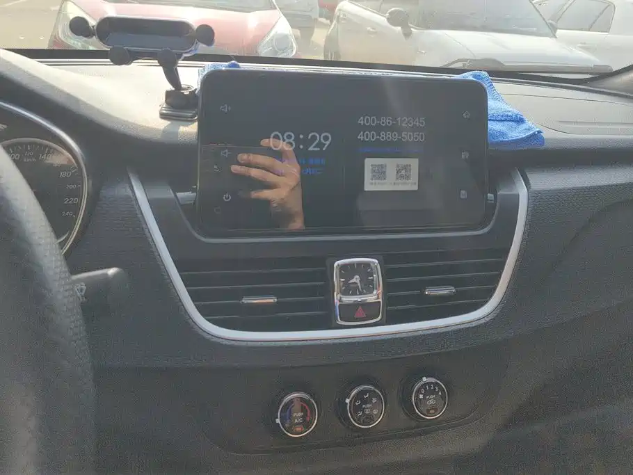 Baojun 730 2019 2019 1.5T CVT Fashion Edition 7-Seater China VI