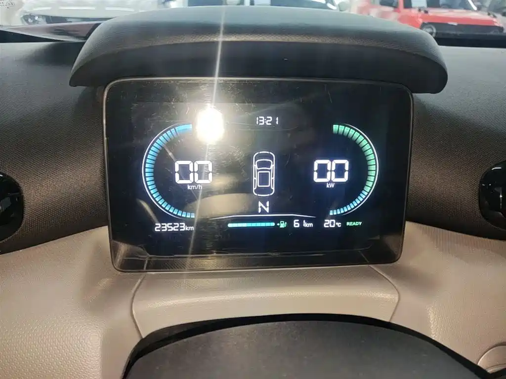 ZERO-RUNNING CAR ZERO RUN T03