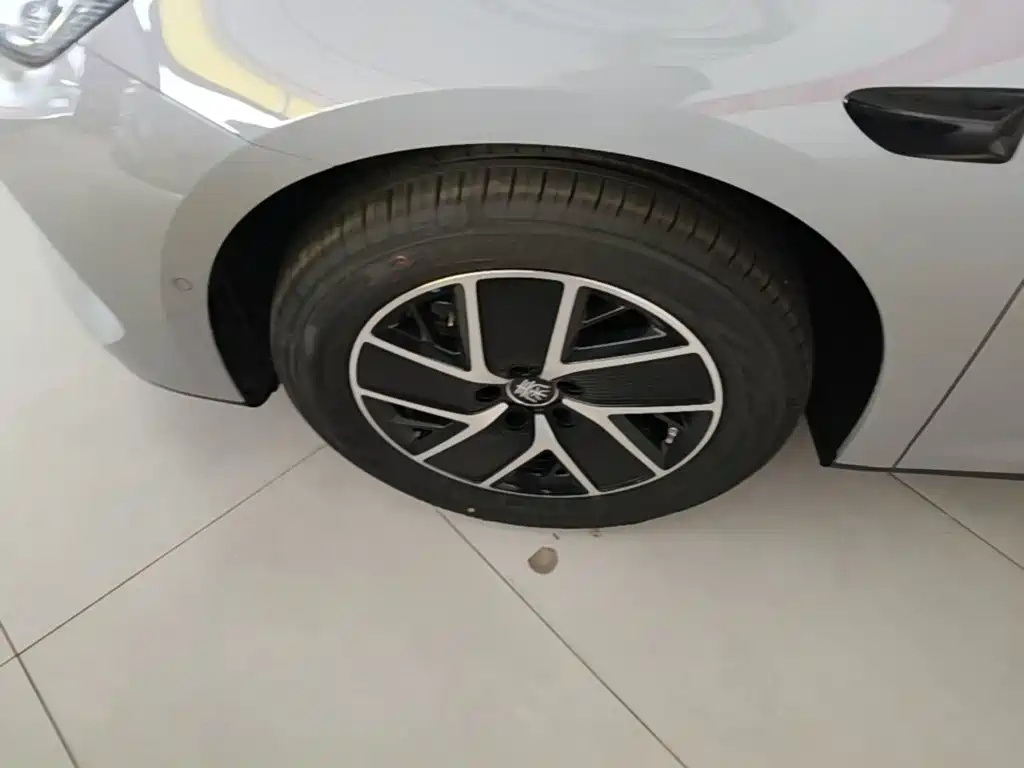 BYD Qin L 2026 2026 Model DM-i Smart Drive Edition 128KM Pioneer