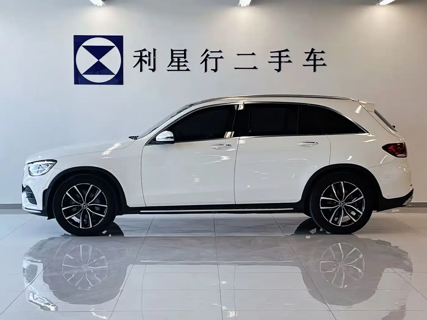 Mercedes-Benz GLC 2021 GLC 300 L 4MATIC Sporty фото 3