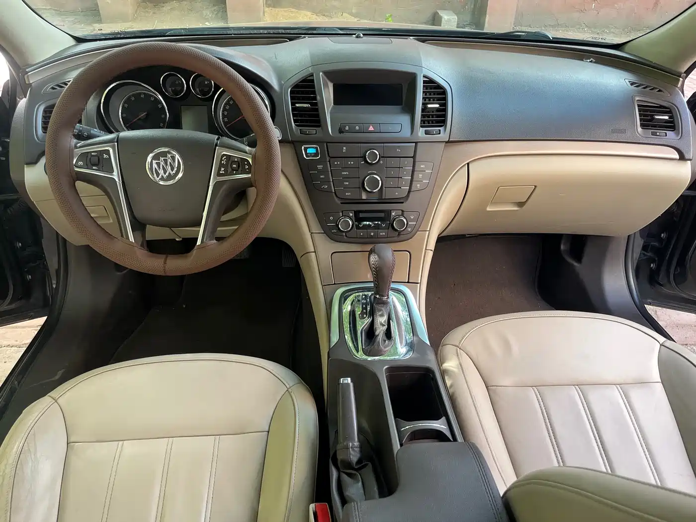Buick Regal 2012 Model 2.0L Luxury фото 15