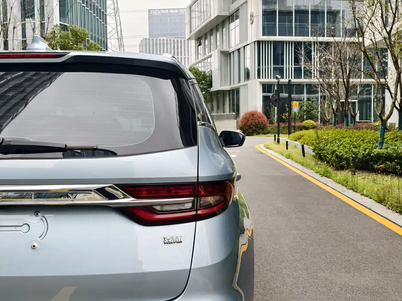 GEELY AUTOMOBILE JIAJIE