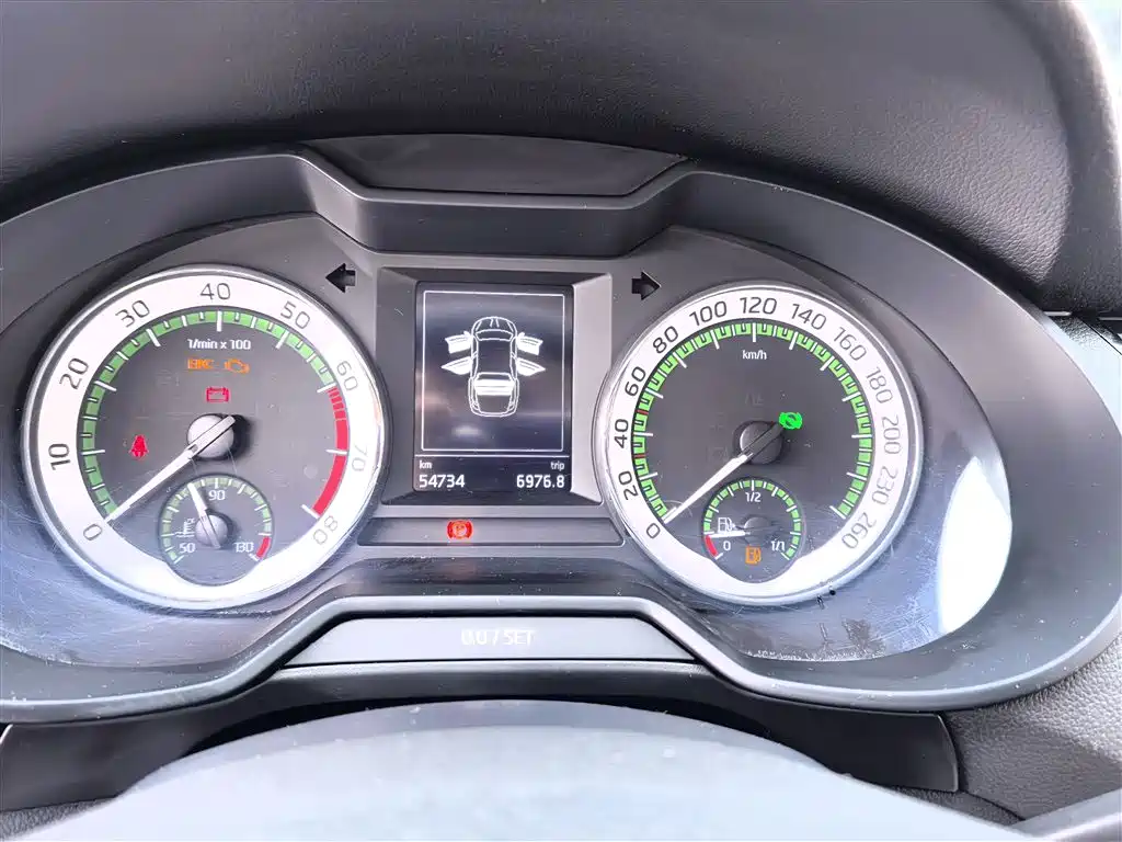 Škoda Octavia 2022 1.5L Automatic Comfort Edition фото 5
