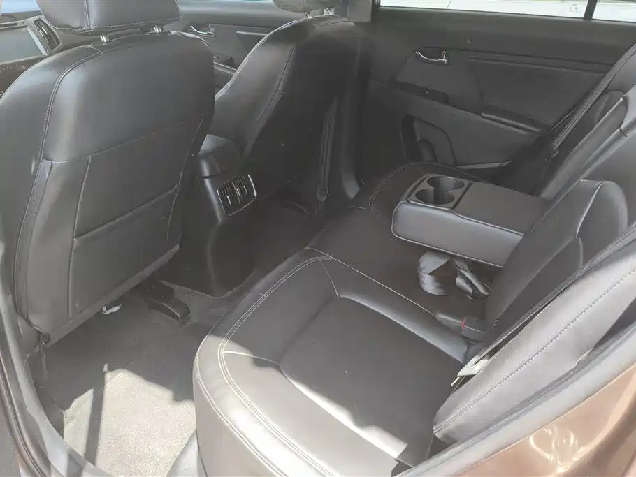 Kia Sportage 2016 2.0L Automatic 2WD GLS фото 11
