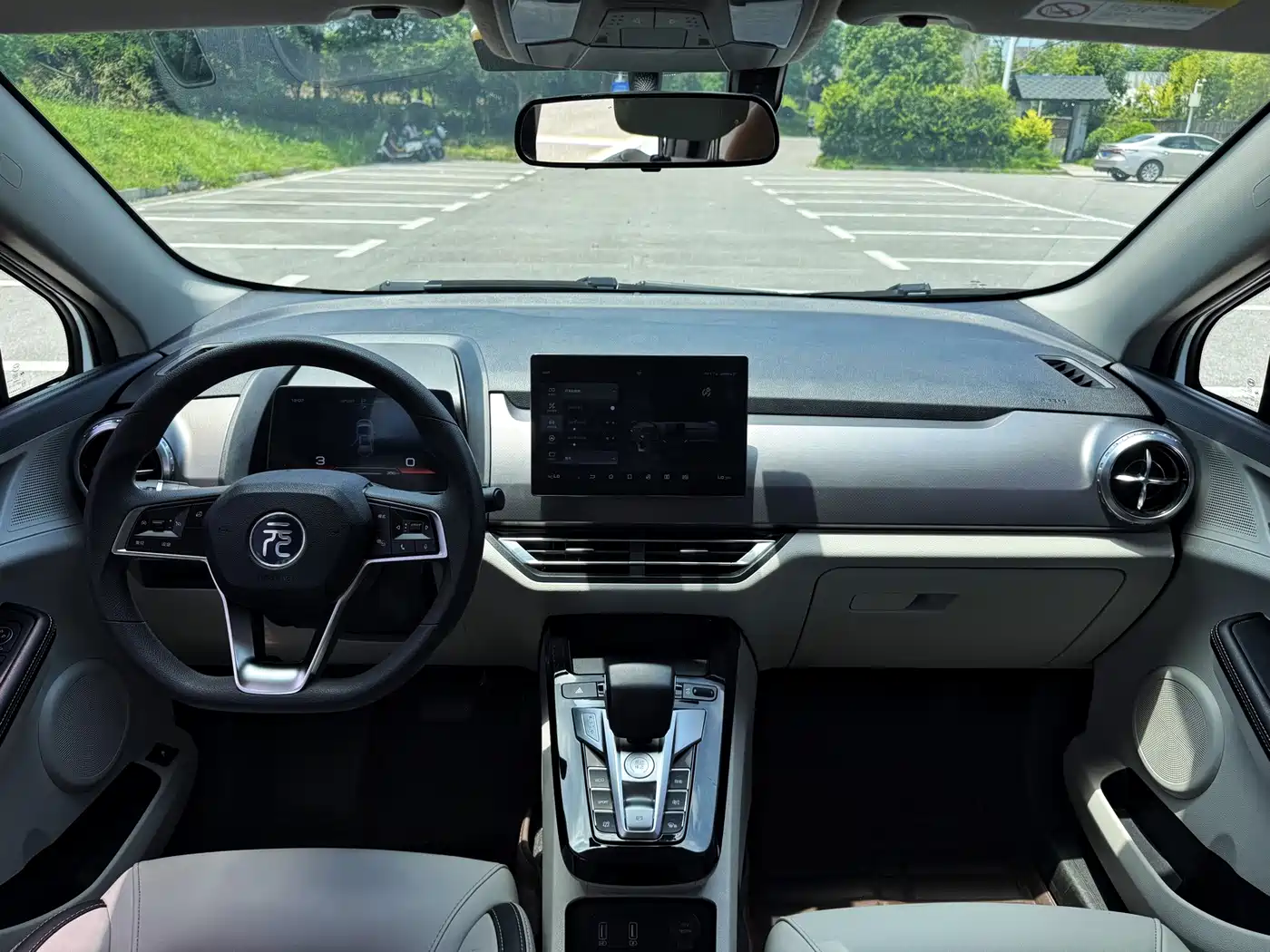 BYD Yuan Pro 2022 2023 401KM Luxury