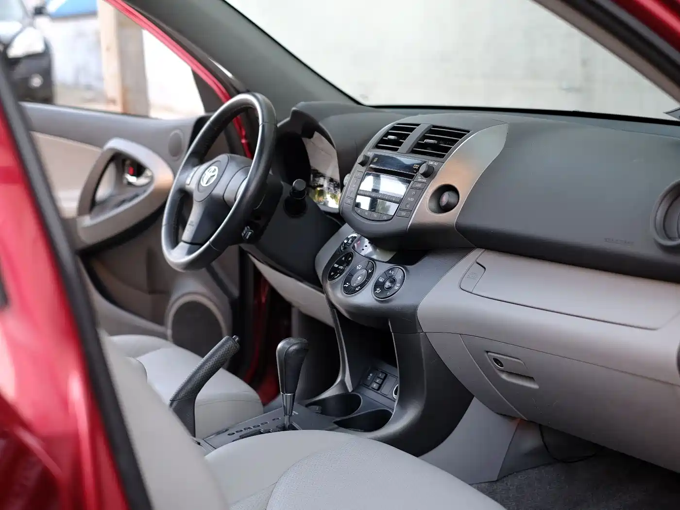 Toyota RAV4 Rongfang 2009 2.4L Automatic Luxury Edition фото 56