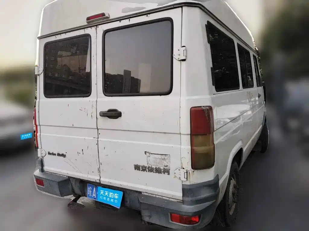 Photo 2 - Iveco Daily