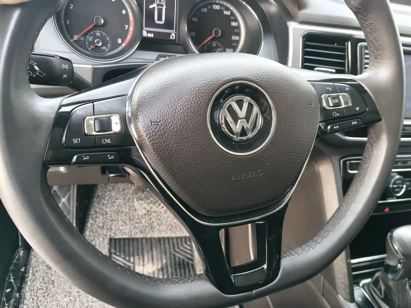 Volkswagen Teramont 2017 330TSI 2WD Luxury фото 8
