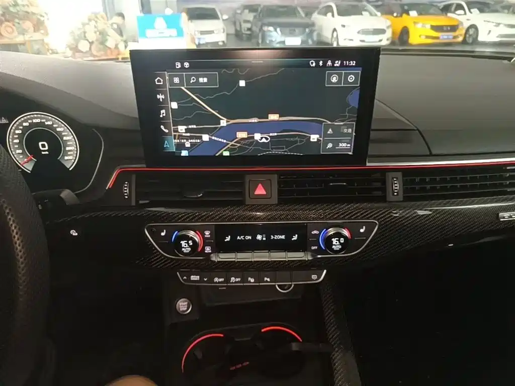 Audi A4L 2020 40 TFSI Luxury Dynamic фото 13