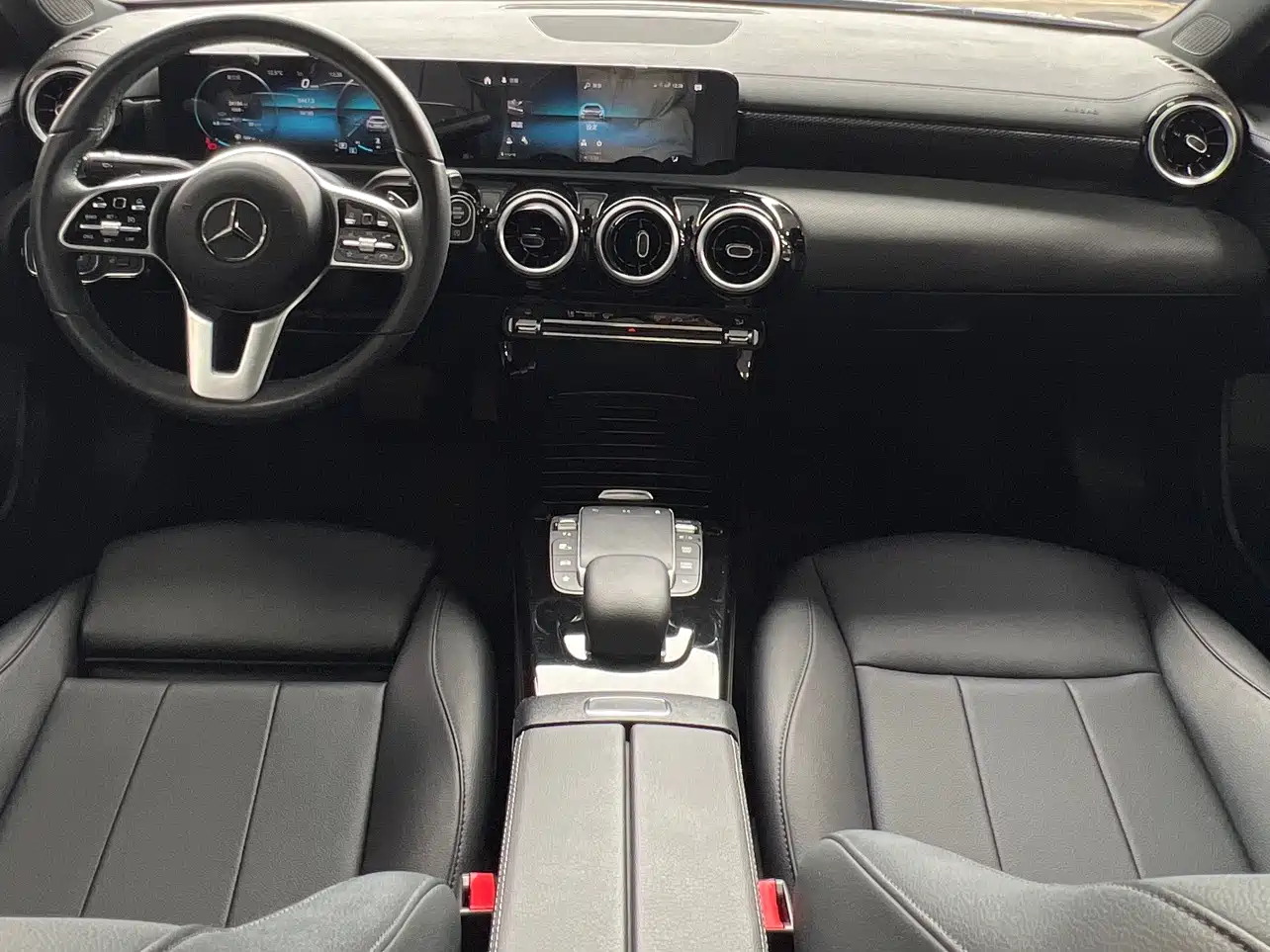 Mercedes-Benz A-Class 2022 Facelift A 200 L Sport Sedan Dynamic фото 7