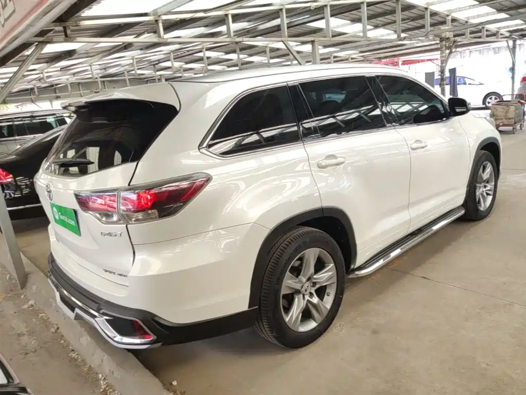 Toyota Highlander 2015 2.0T AWD Luxury Edition 7-seater фото 7