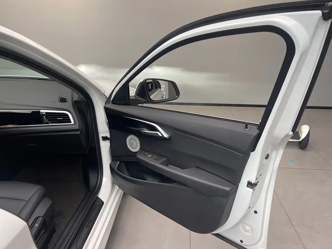 BMW 1 Series 2021 Facelift 120i M Sport фото 26