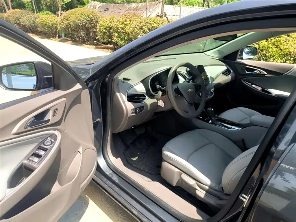 Chevrolet Malibu XL 2019 535T CVT Sharp Edition фото 16