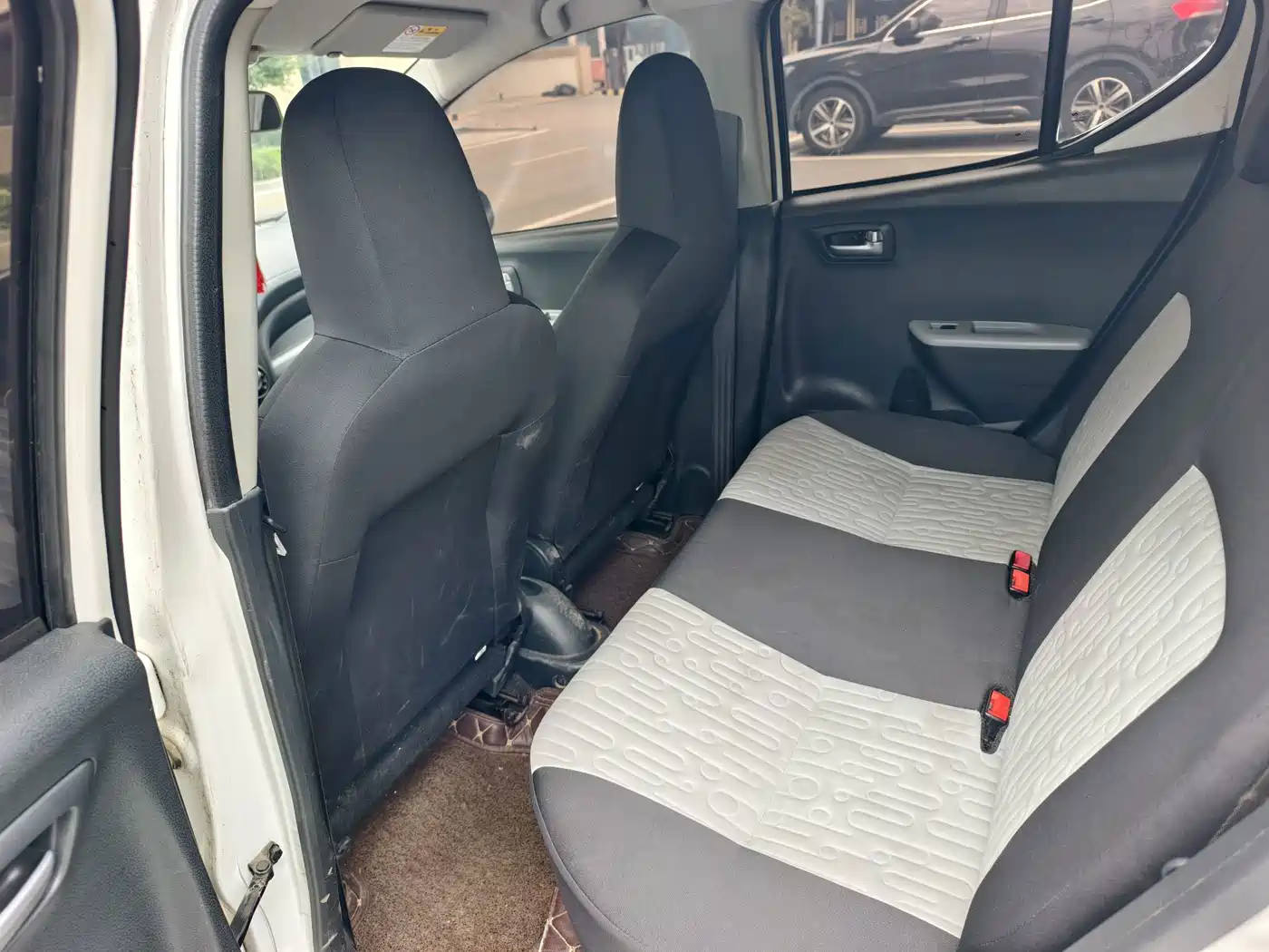 Suzuki Alto 2017 2013 1.0L Automatic Deluxe