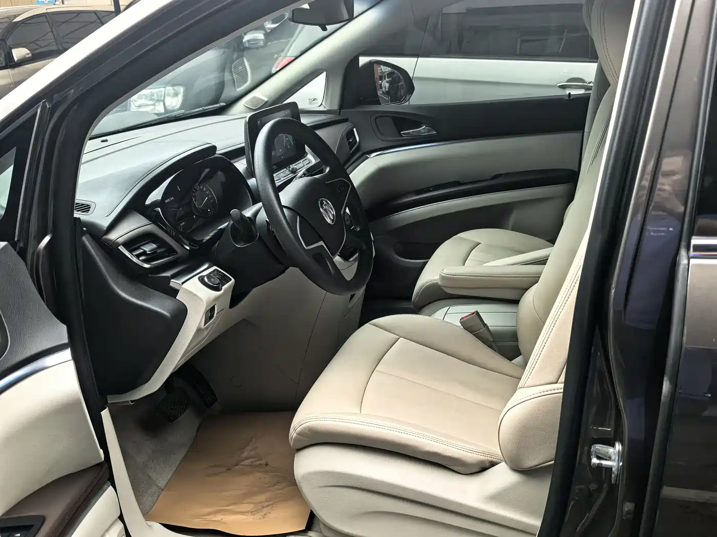 Buick GL8 2023 Model Land Business Class Comfort фото 9