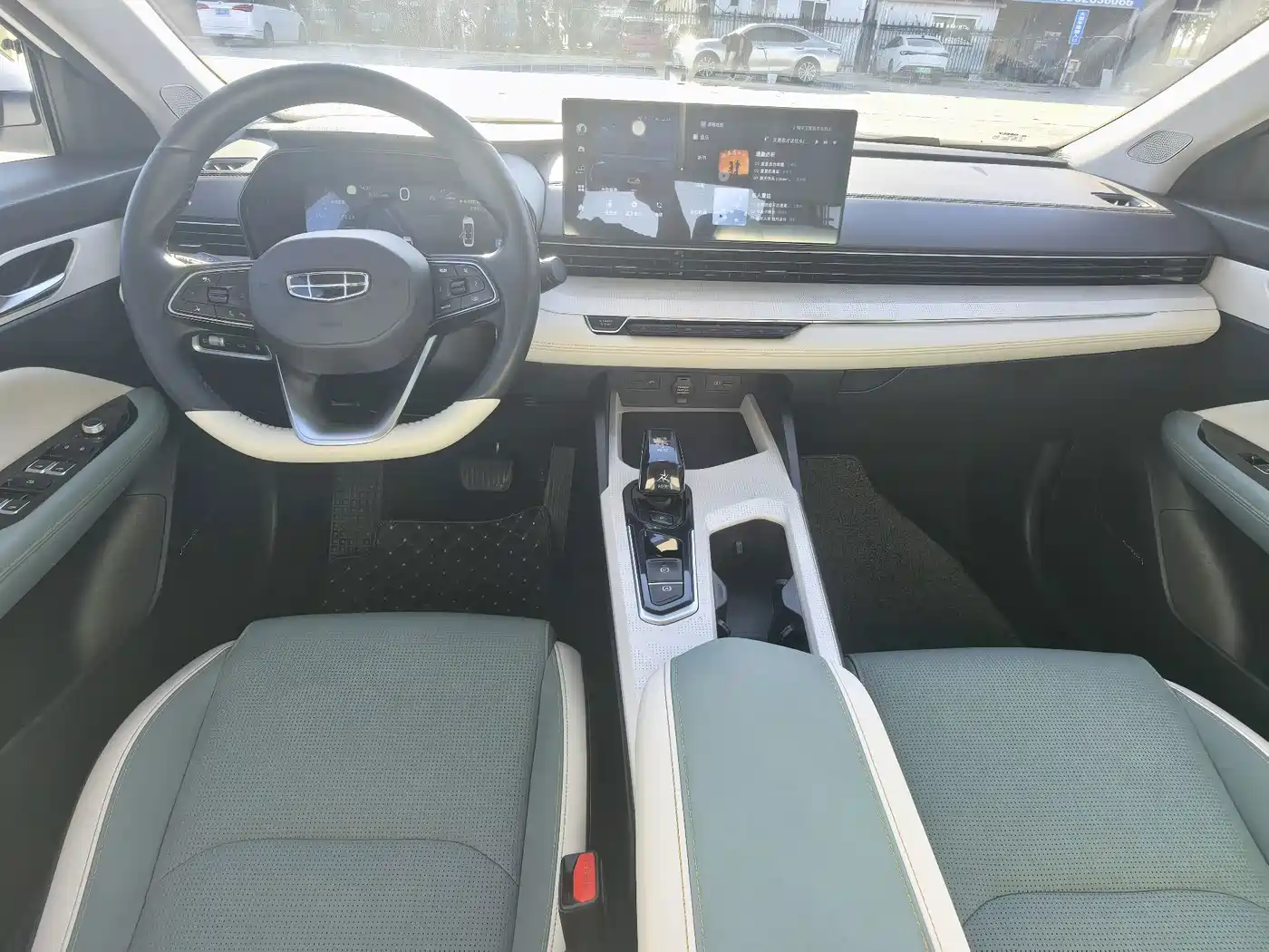 Geely Emgrand L HiP 2023 2022 1.5TD-DHT Pro 100KM Super Swift