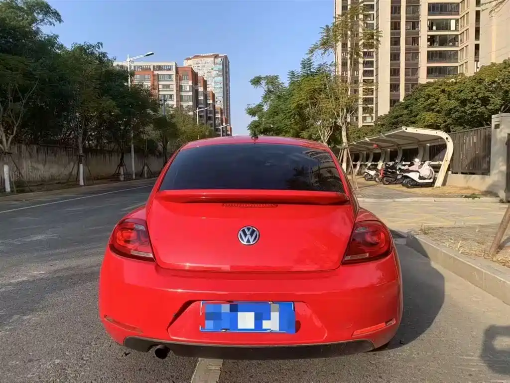 Volkswagen Beetle 2013 1.2TSI Fashion фото 7