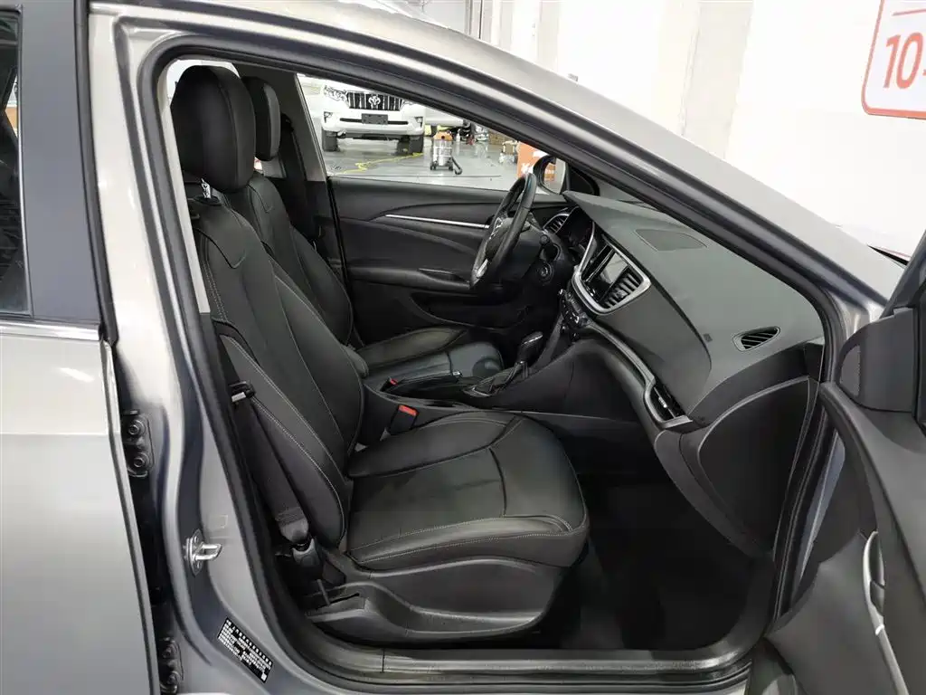 Buick Excelle GT 2018 18T Automatic Elite фото 23
