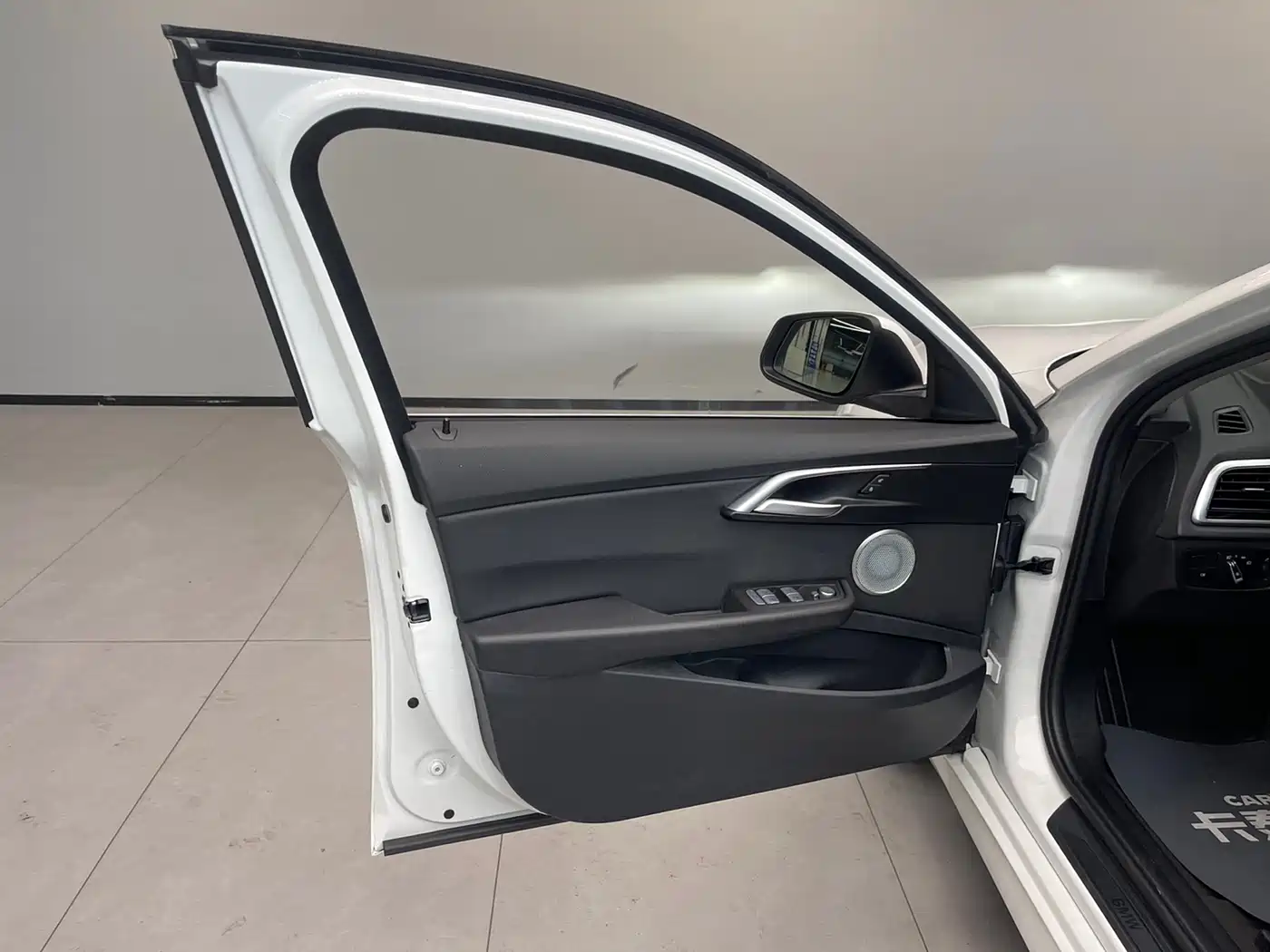 BMW 1 Series 2021 Facelift 120i M Sport фото 25
