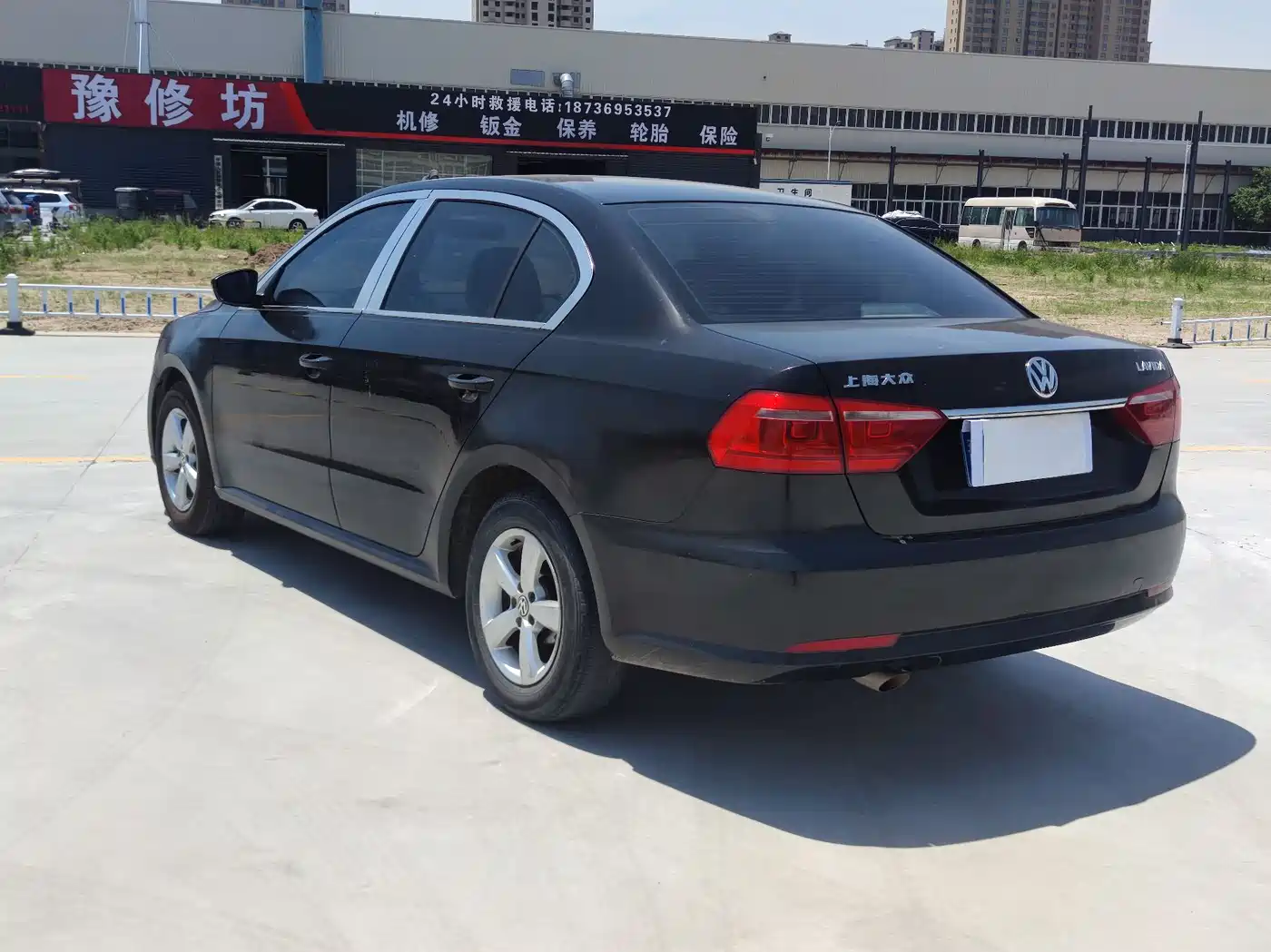 Volkswagen Lavida 2013 Facelift Classic 1.6L Manual Trend фото 7