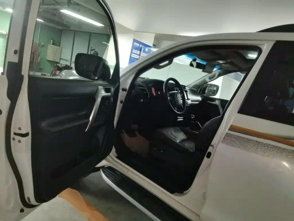 Toyota Prado 2018 3.5L Auto TX-L фото 16