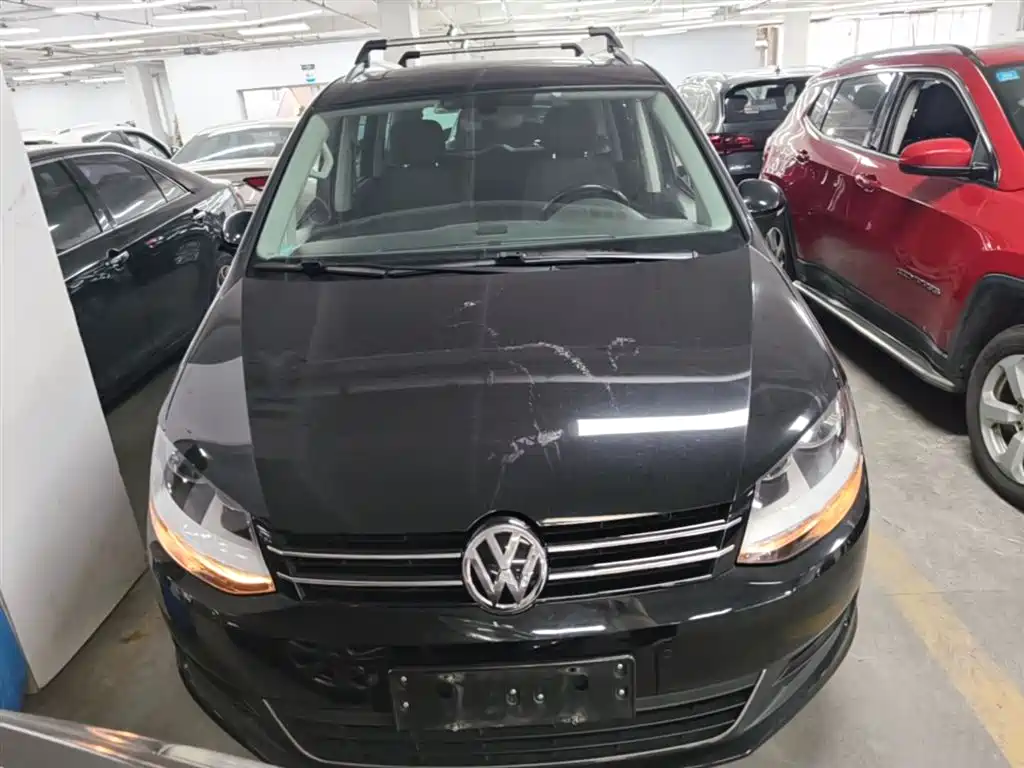 Volkswagen Sharan 2018 380TSI Comfort 7-Seater фото 3