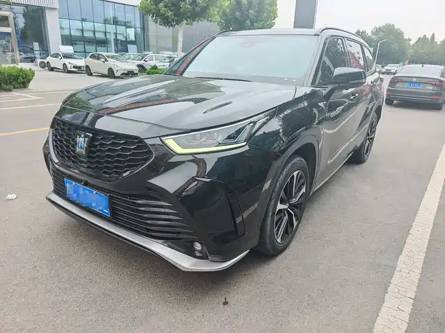 Toyota Crown Kluger 2.5L HEV, Полный привод, Люкс