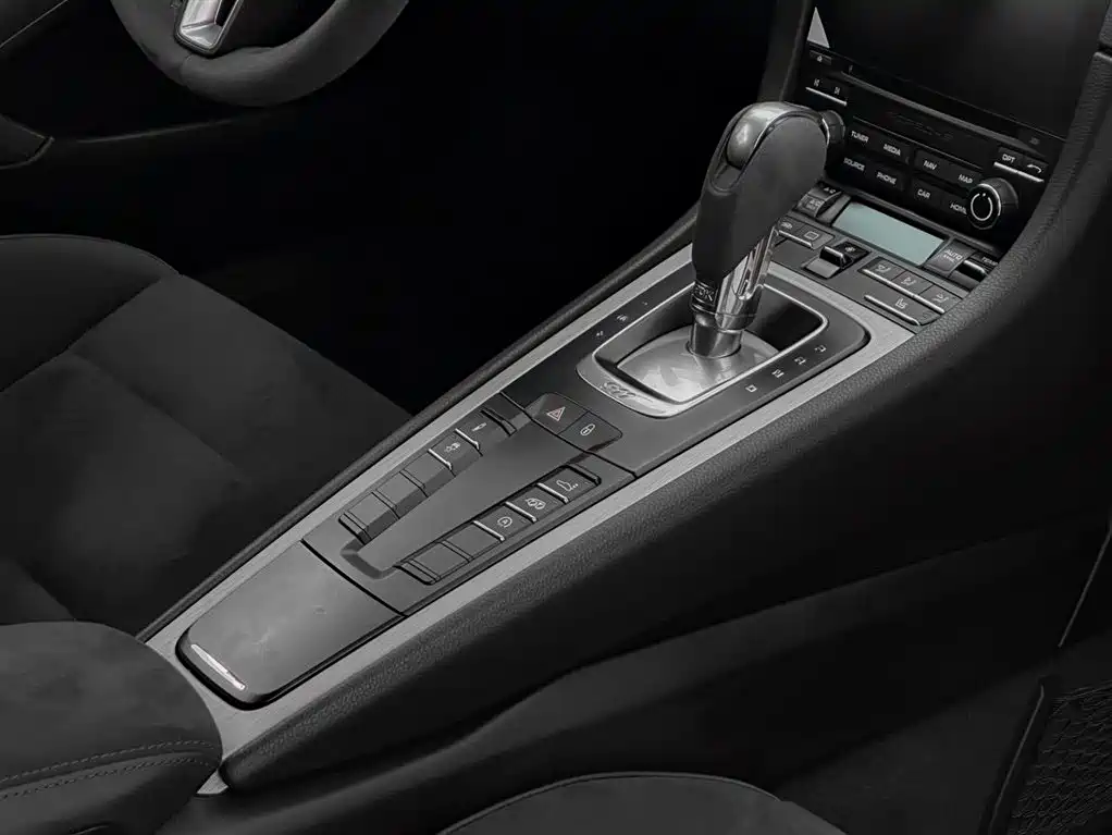 Porsche 911 2017 Carrera GTS 3.0T фото 14